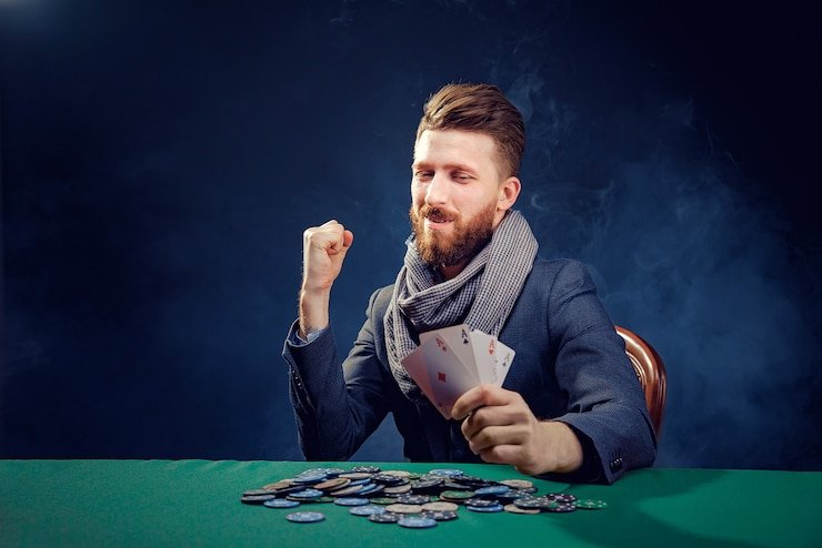 r 12 Instant-Round Slots
